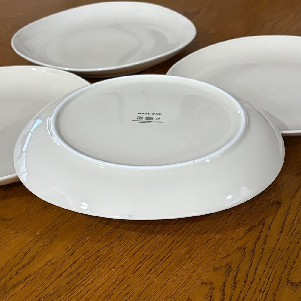 4 West Elm Organic Rim White Porcelain Dinner Plates Wave Curve Modern Minimalis - Picture 6 of 6